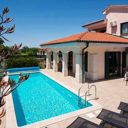 Villa Luciana, Buje Esterno foto