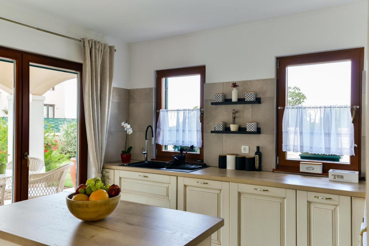 Villa Luciana, Buje Esterno foto