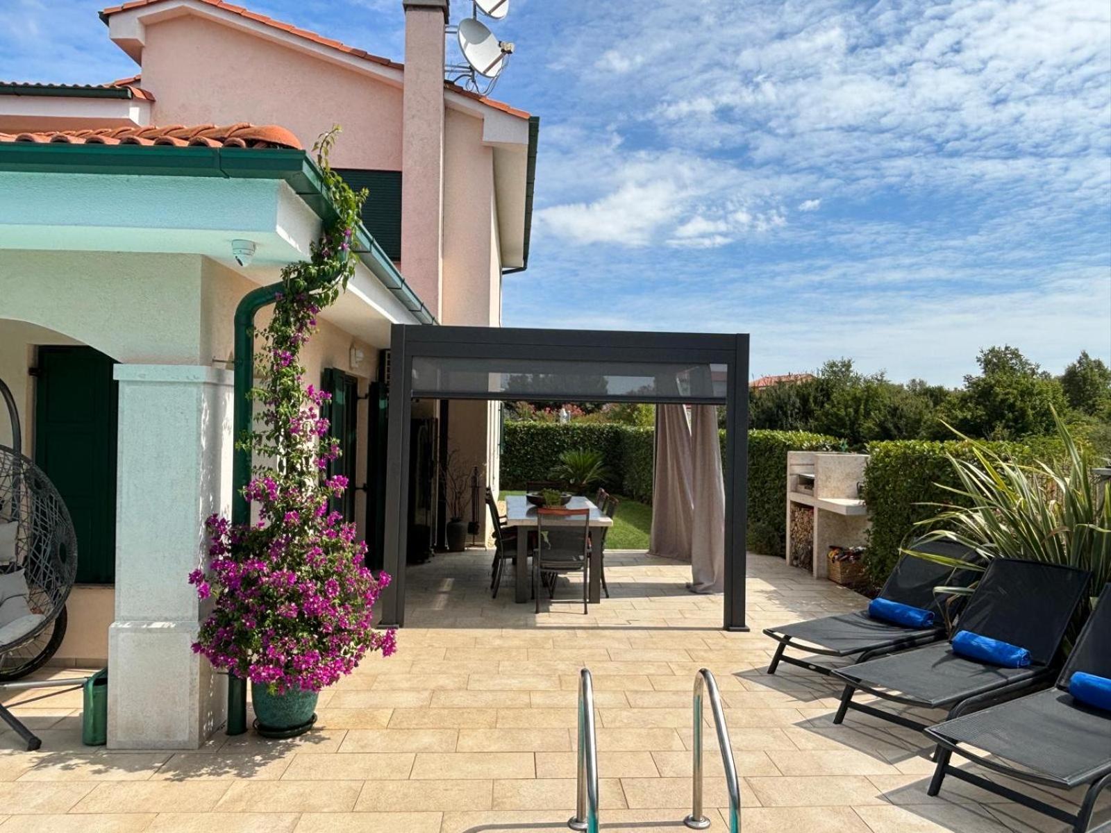 Villa Luciana, Buje Esterno foto